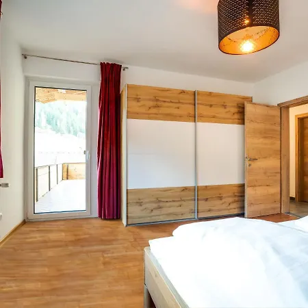 Cosy In Apartment *
